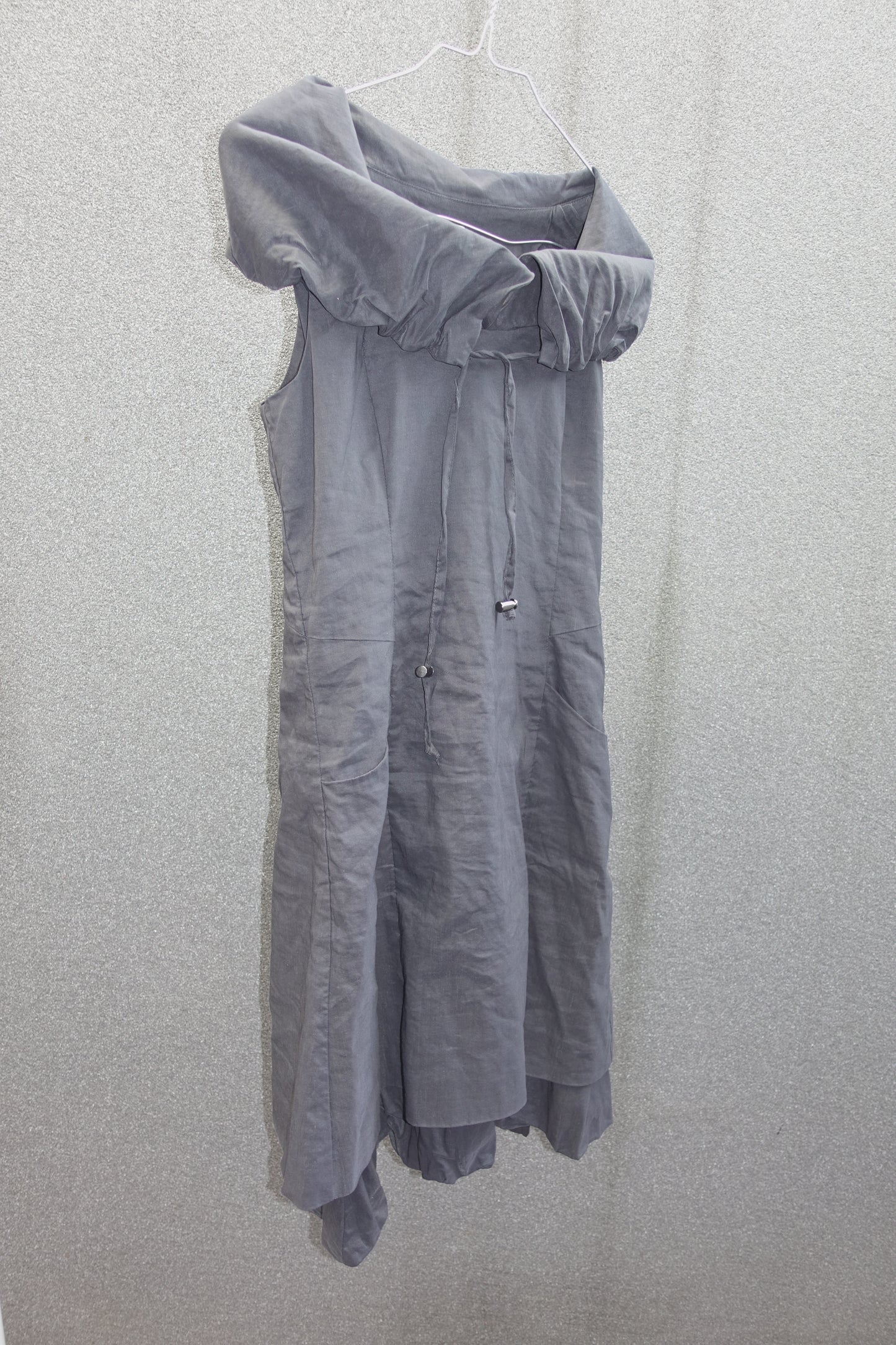 Sarah Pacini balloon dress with adjustable collar