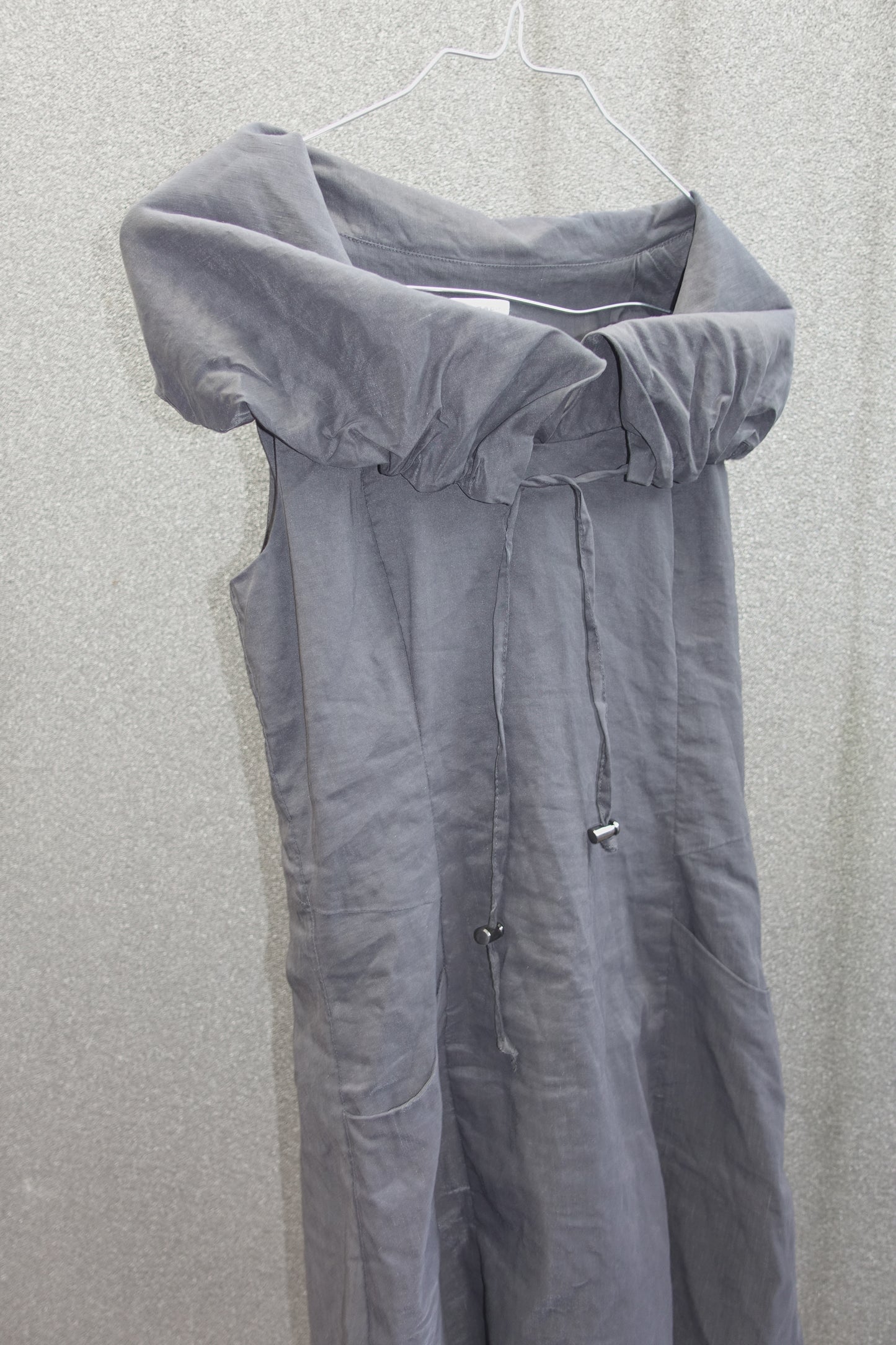 Sarah Pacini balloon dress with adjustable collar