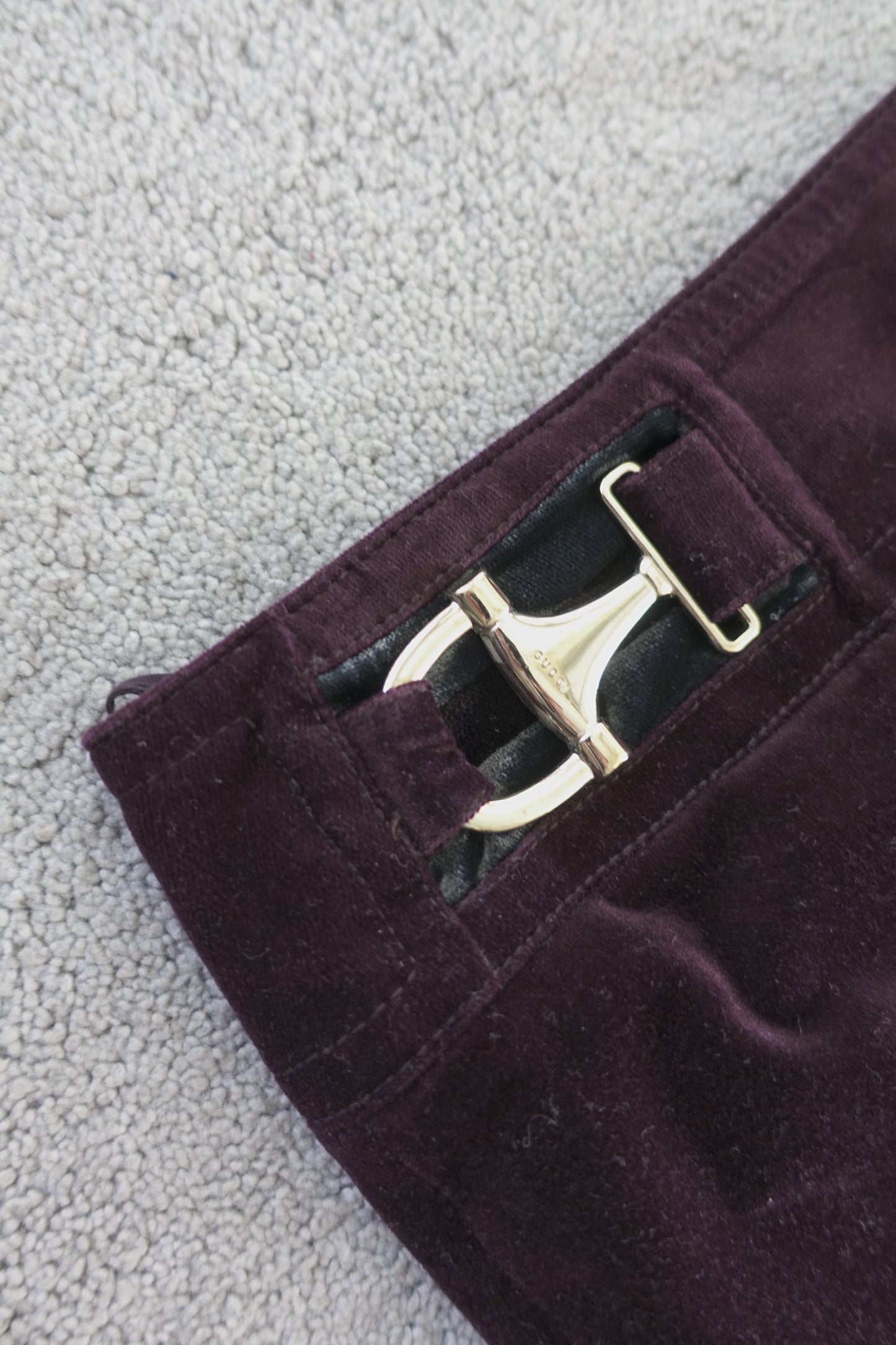Gucci burgundy velvet pencil skirt