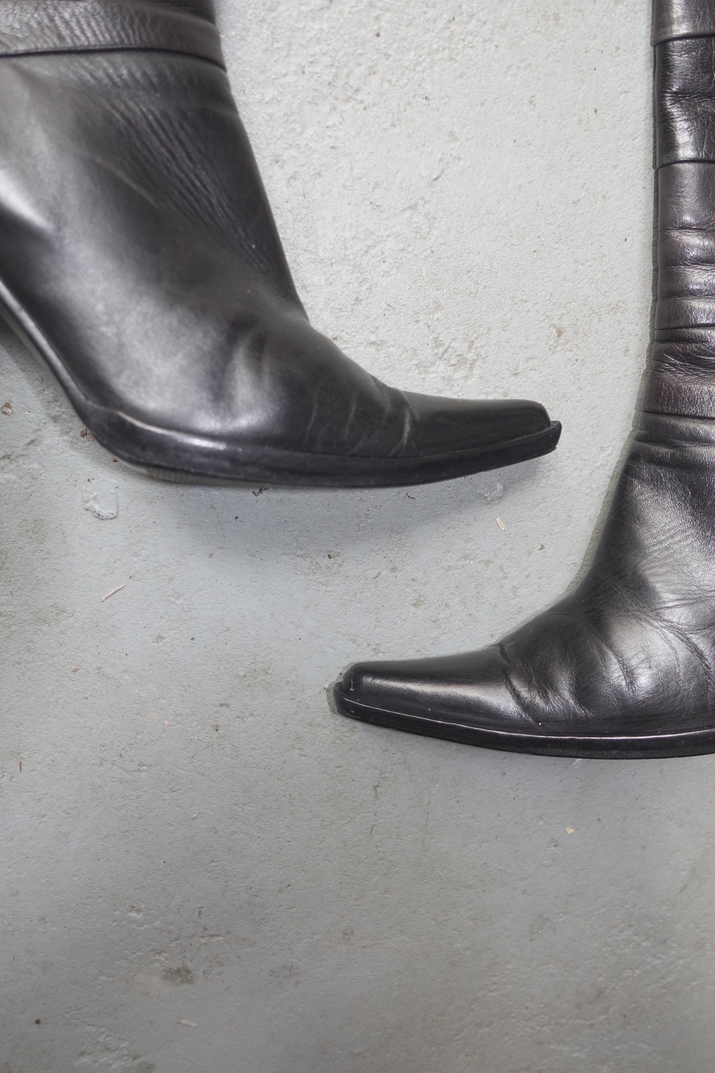 Miu Miu pointed leather boots