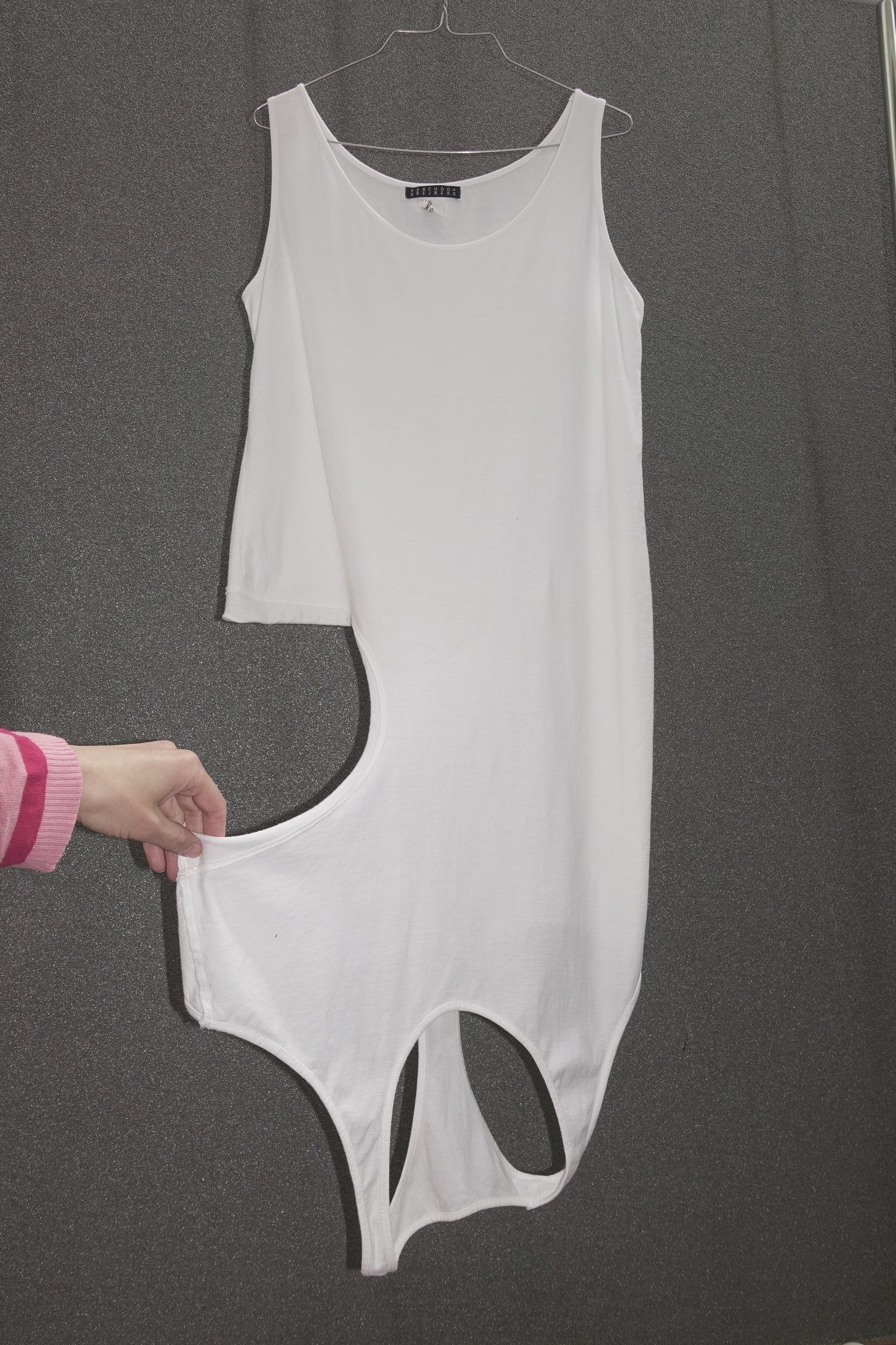Peachoo + Krejberg by CDG cut out tank