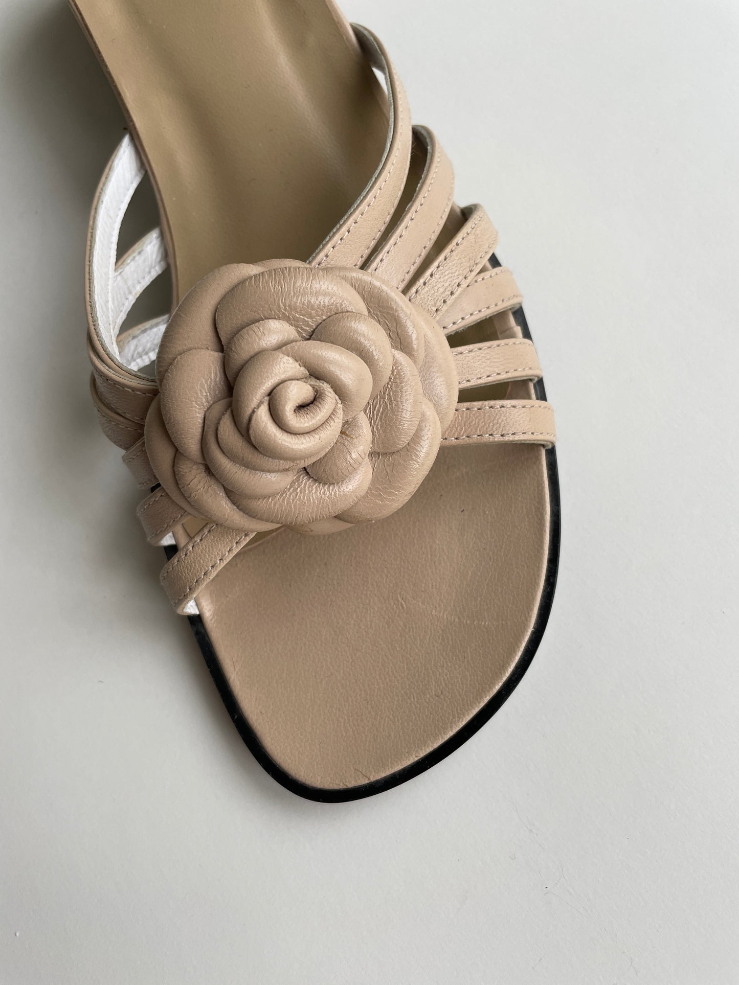 Apart Leather Mules