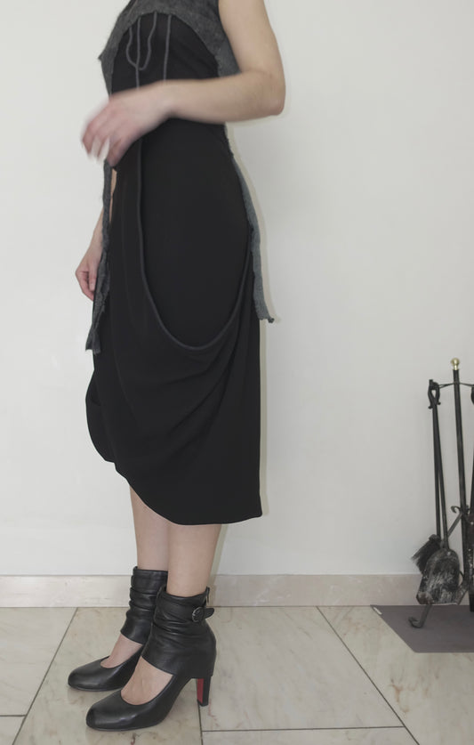 Leather gaiter pumps