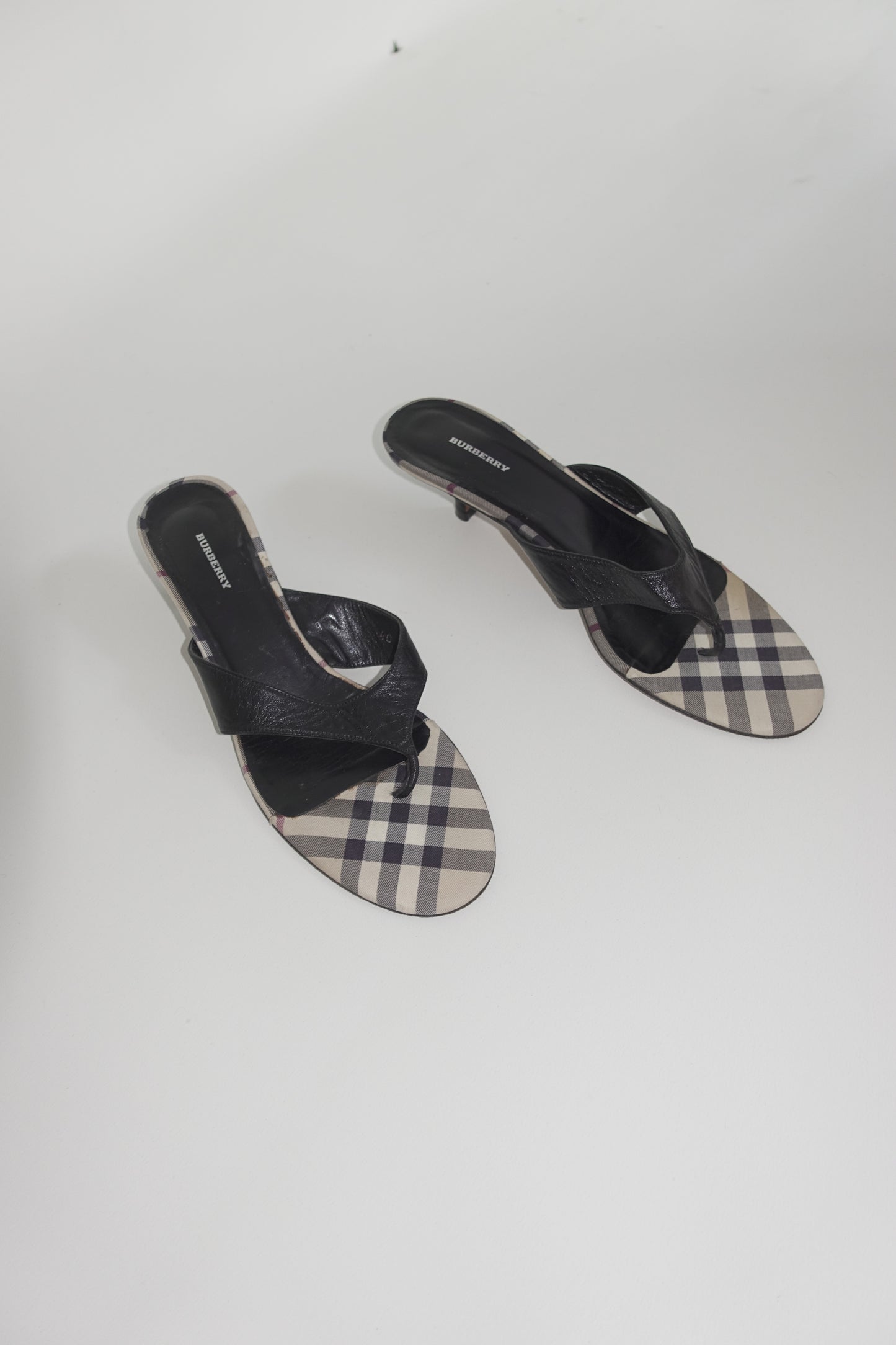Burberry thong kitten heels