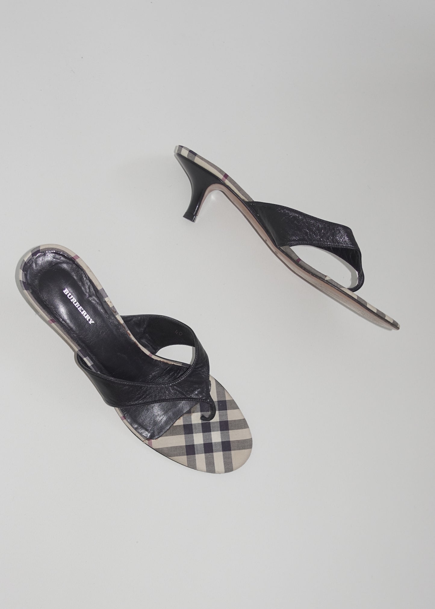 Burberry thong kitten heels