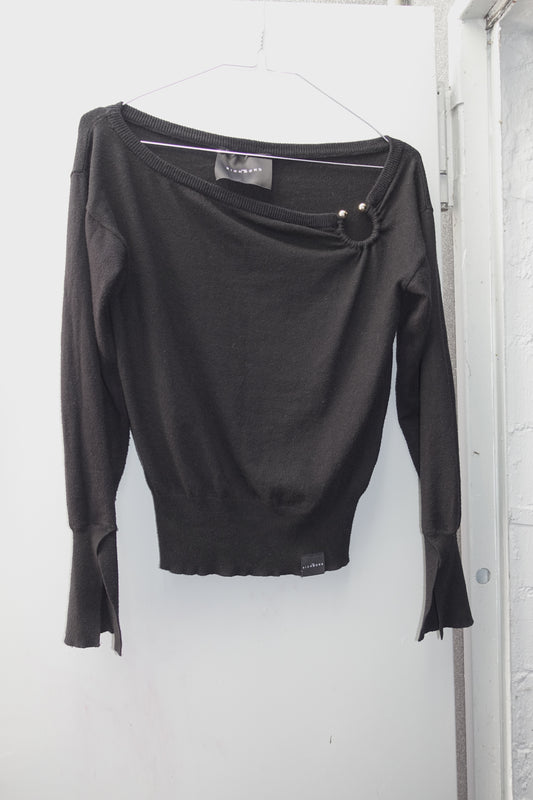 Richmond piercing knit pullover