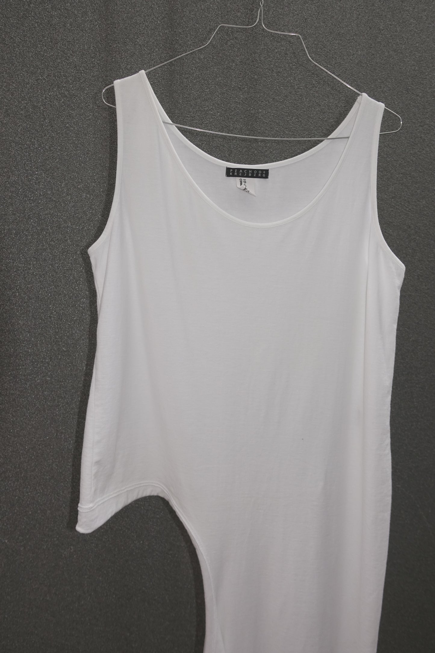 Peachoo + Krejberg  by CDG cut out tank