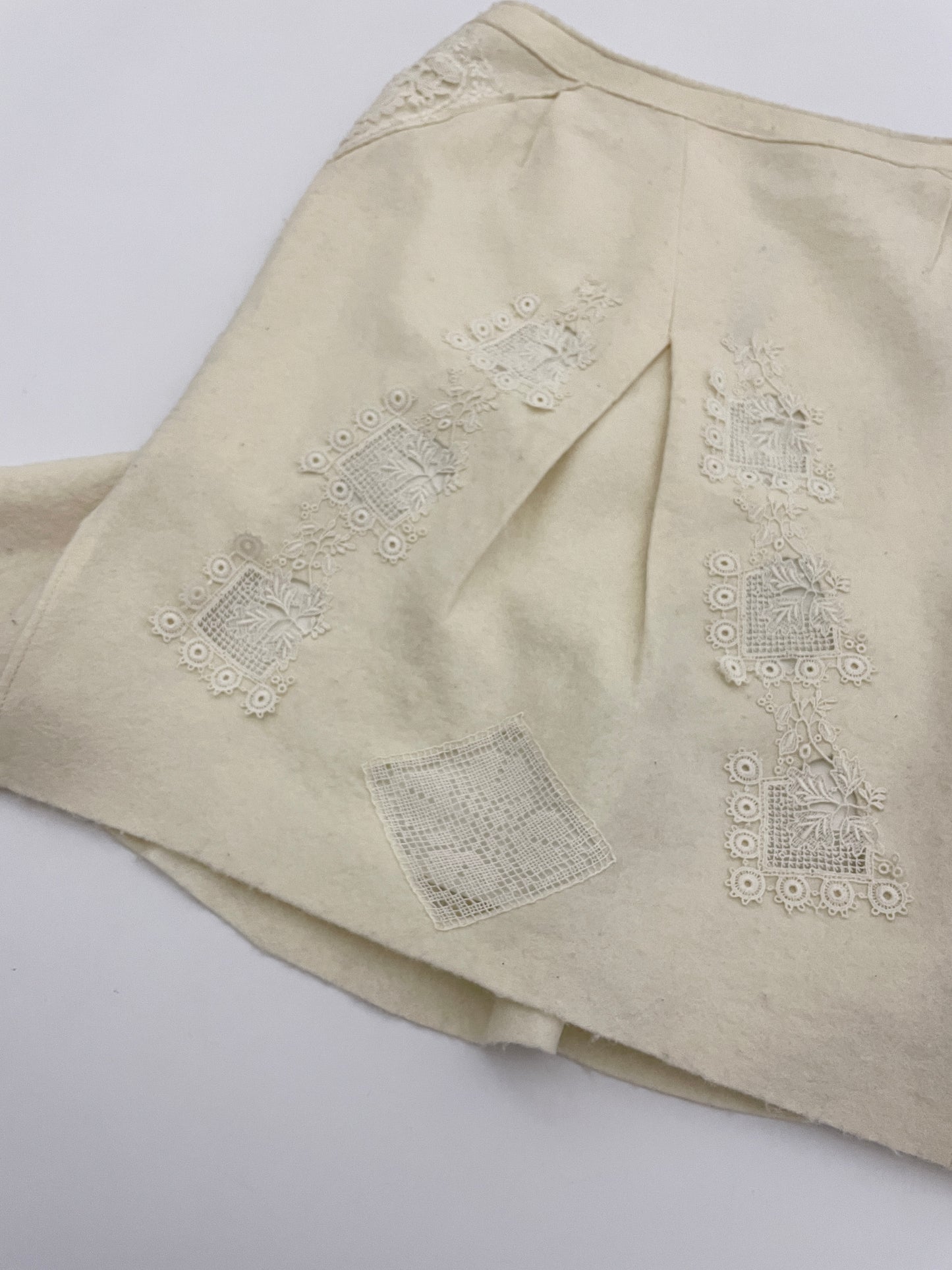 Gaetano Navarra wool and cashmere skirt
